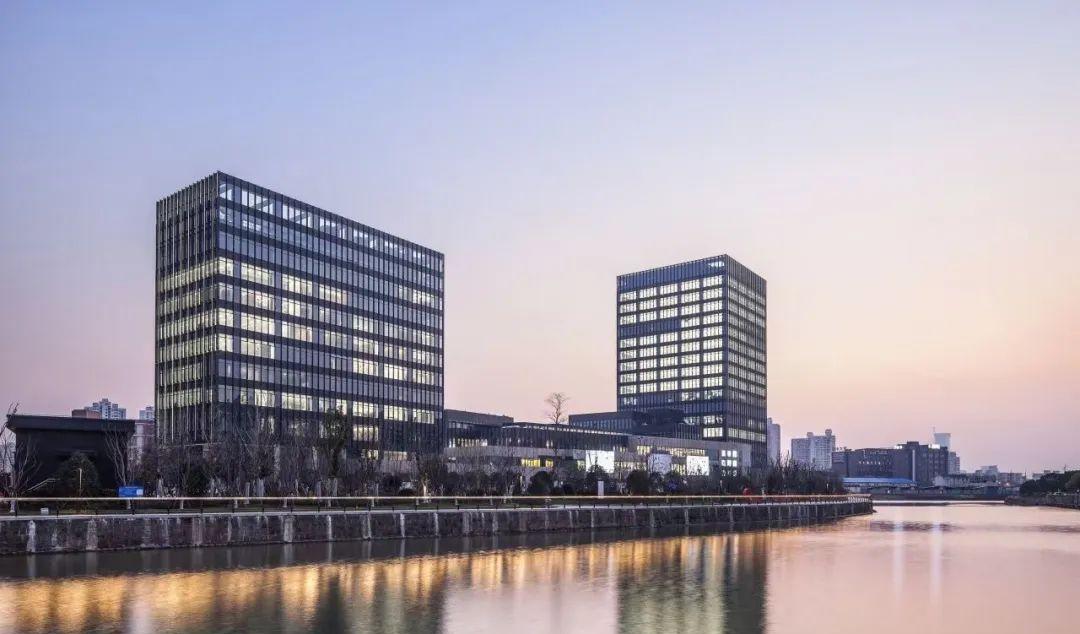 上海中建广场地址__上海中建广场属于哪个区