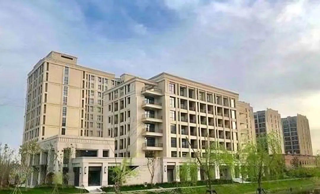 上海地产大宗交易超过完成年度_上海大宗交易成交价格确定原则_