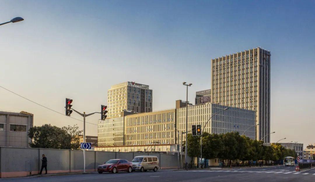 上海地产大宗交易超过完成年度_上海大宗交易成交价格确定原则_