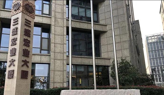 _上海大宗交易成交价格确定原则_上海地产大宗交易超过完成年度