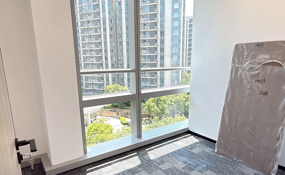 尚浦中心办公楼616室出租,含多配套,毗邻知名企业-图片3