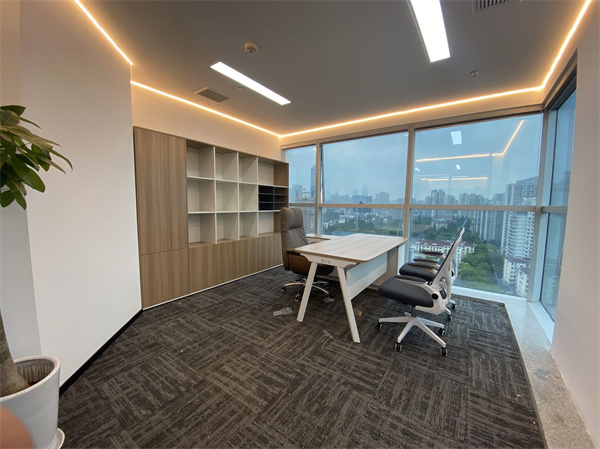 张江日月光大厦办公楼及带很好的装修办公室出租与出租详情介绍-图片1