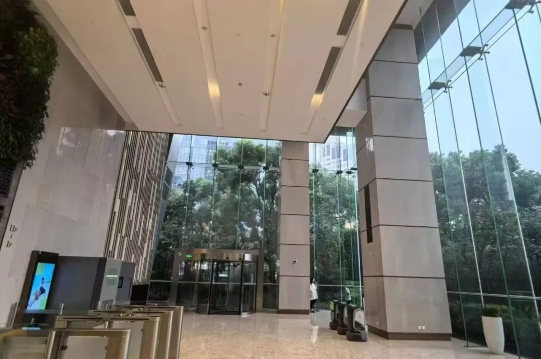 _静安嘉里中心建筑设计_静安嘉里中心写字楼租金