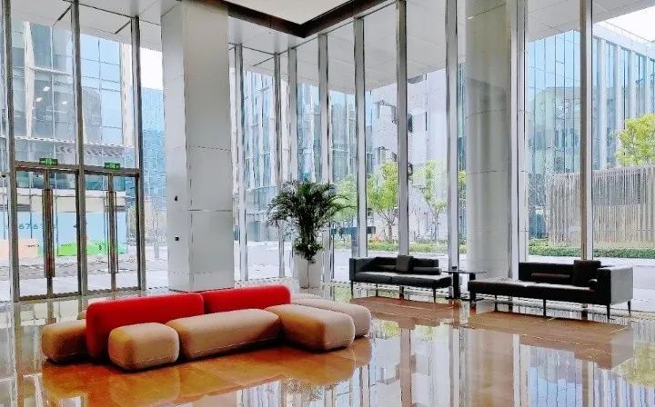 虹桥车市卖什么车_虹桥七宝古镇图片_