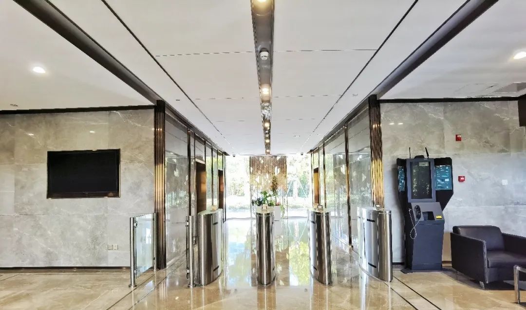 虹桥七宝古镇图片__虹桥车市卖什么车