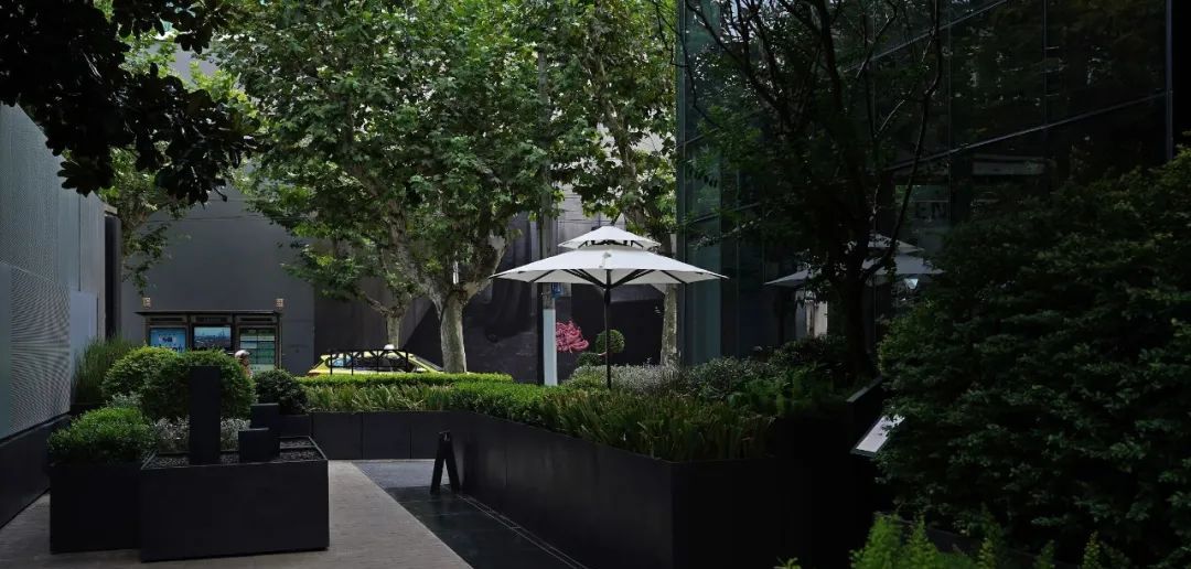 _汇银大厦：南京西路精装办公招租，空调开放至晚上11点_汇银大厦：南京西路精装办公招租，空调开放至晚上11点