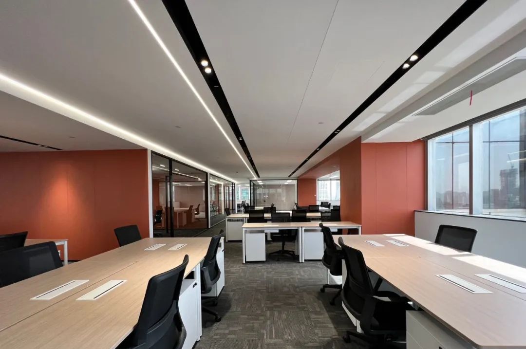 汇银大厦：南京西路精装办公招租，空调开放至晚上11点__汇银大厦：南京西路精装办公招租，空调开放至晚上11点