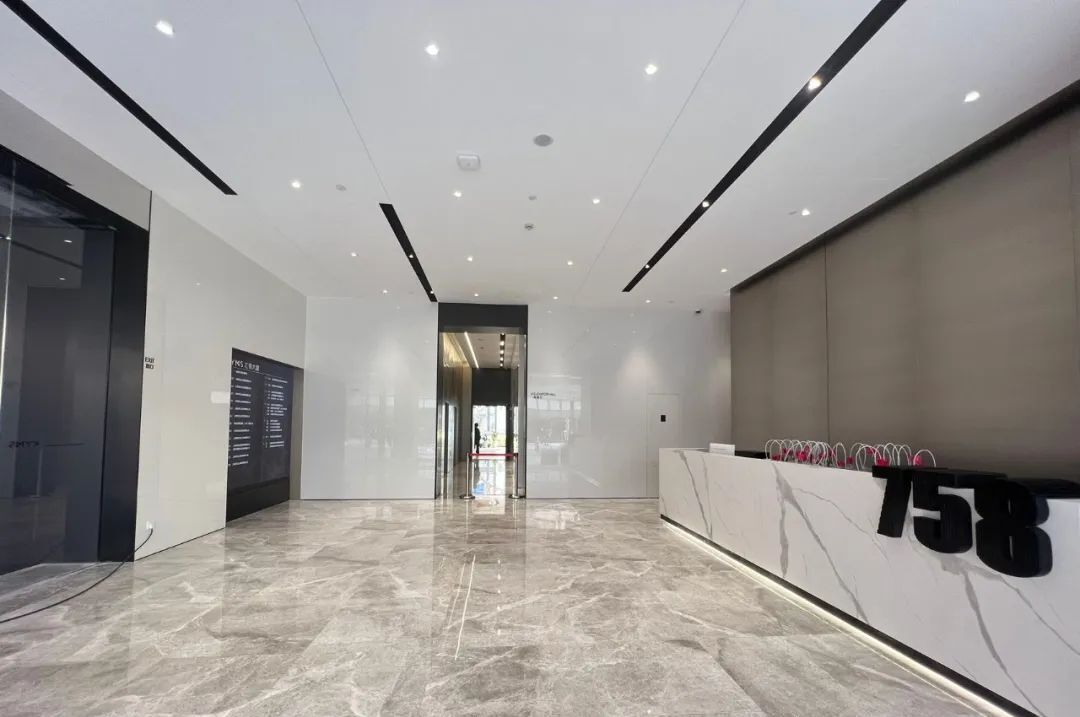 汇银大厦：南京西路精装办公招租，空调开放至晚上11点_汇银大厦：南京西路精装办公招租，空调开放至晚上11点_