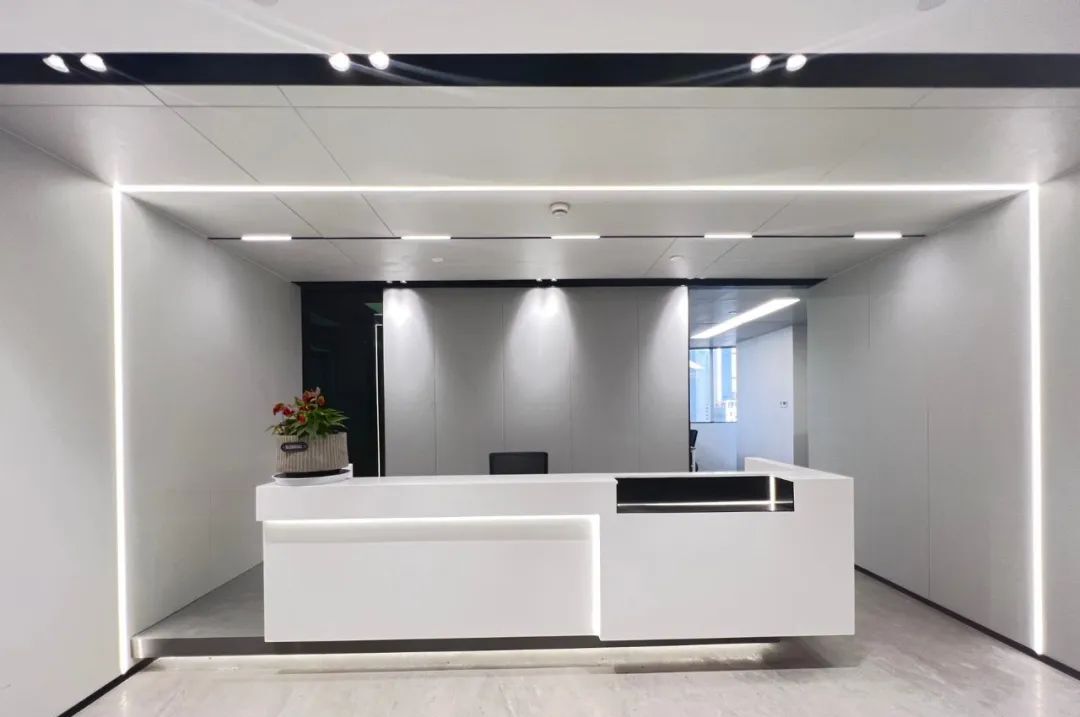 汇银大厦：南京西路精装办公招租，空调开放至晚上11点__汇银大厦：南京西路精装办公招租，空调开放至晚上11点