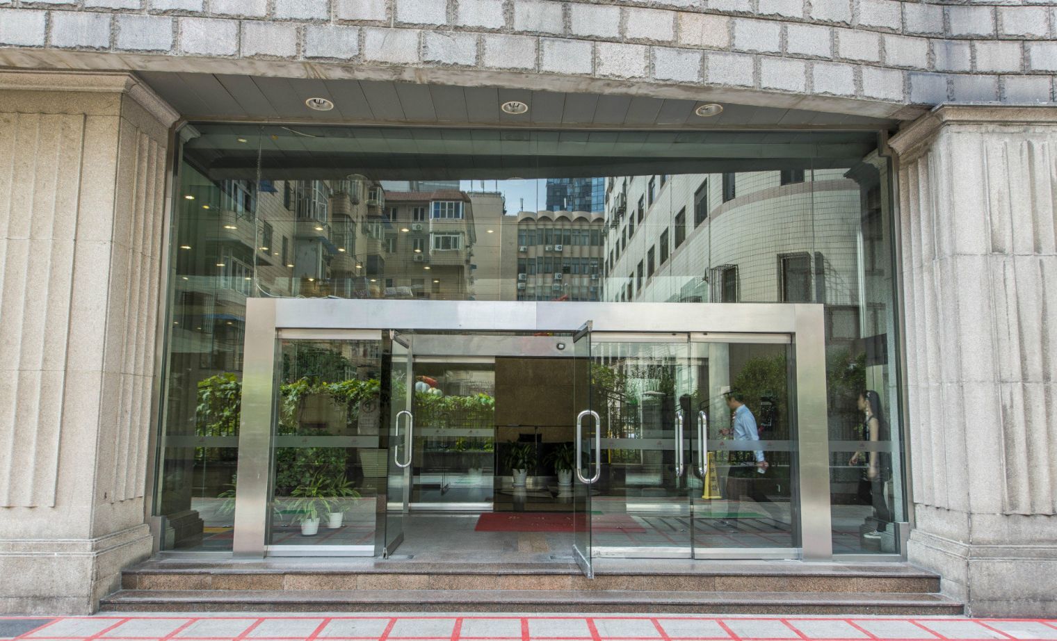 _恒大物业租售中心招聘_恒业大厦物业电话