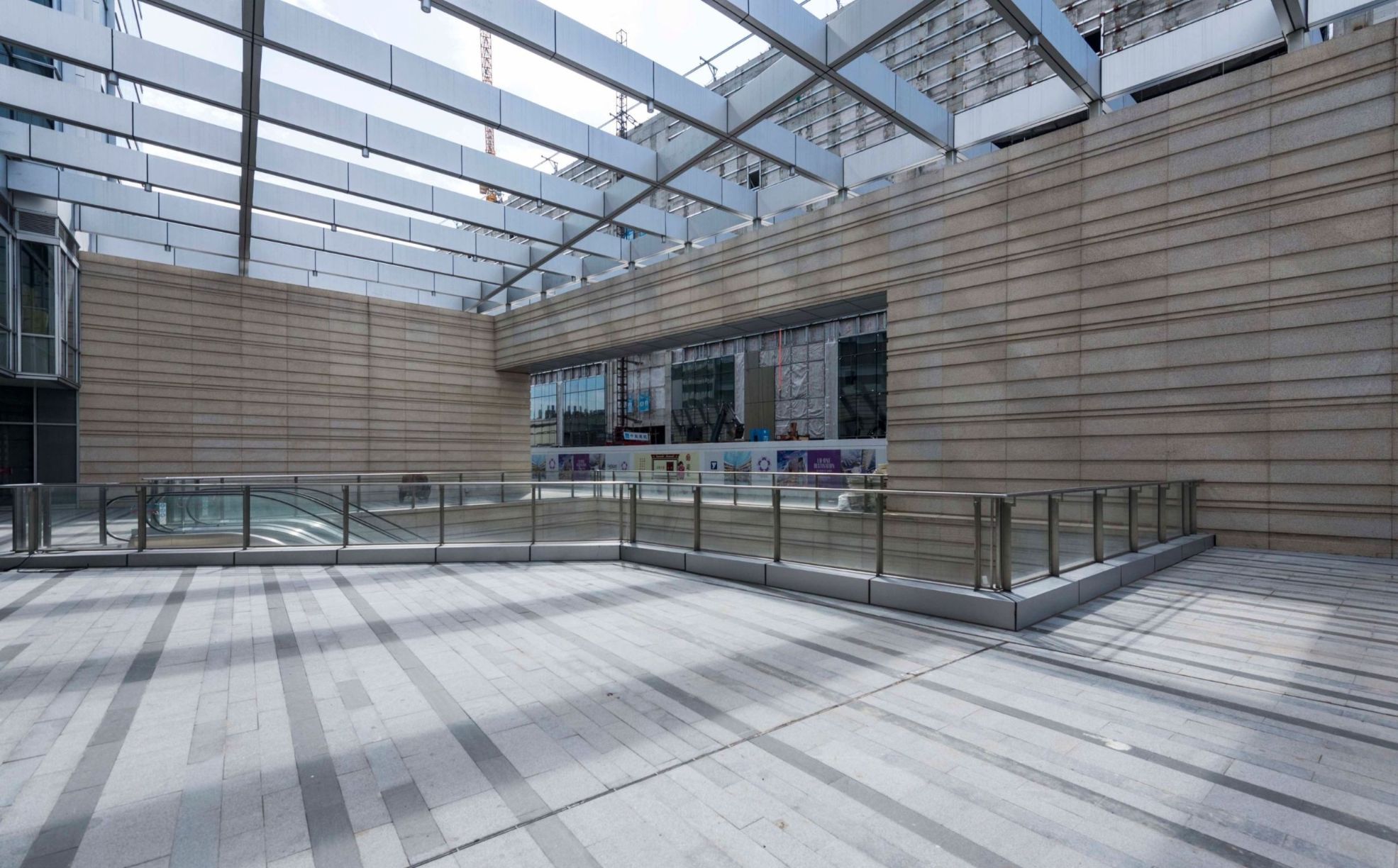 _中海国际租房价格_中海国际中心物业电话是多少