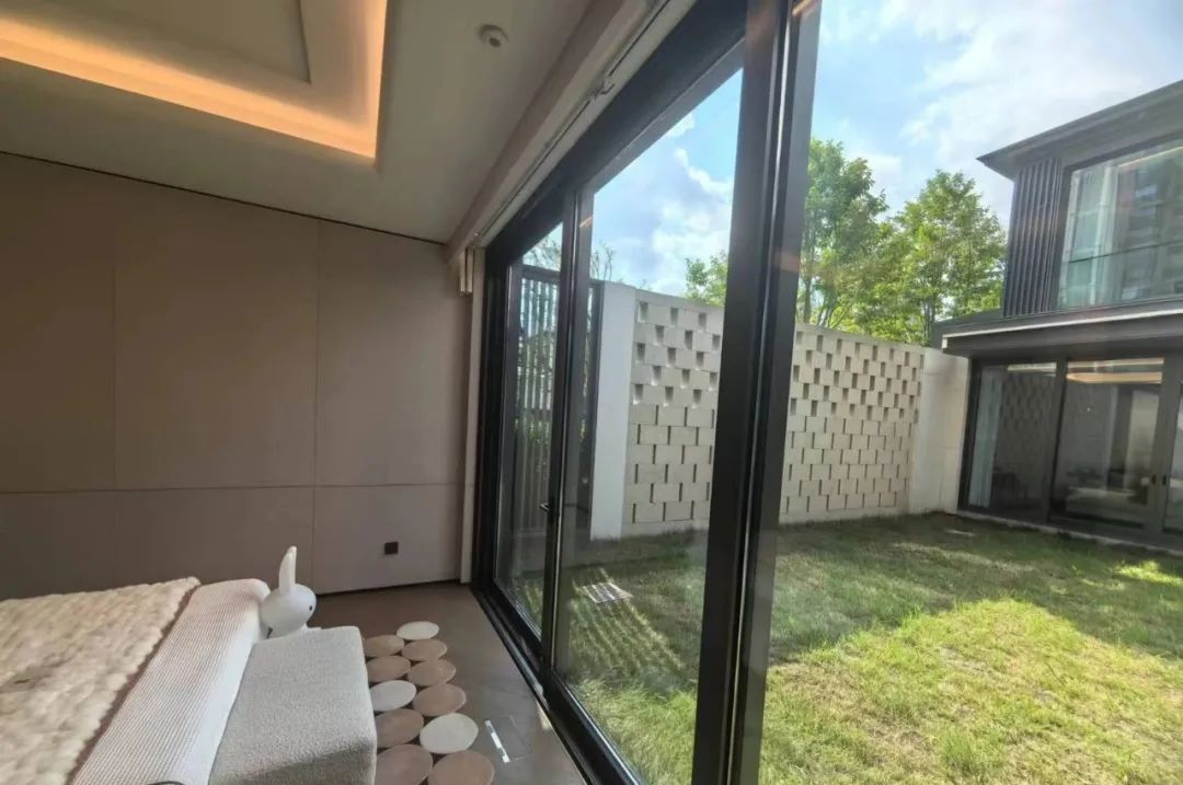 限购中式别墅院出售艺墅多少钱_中式别墅房价_