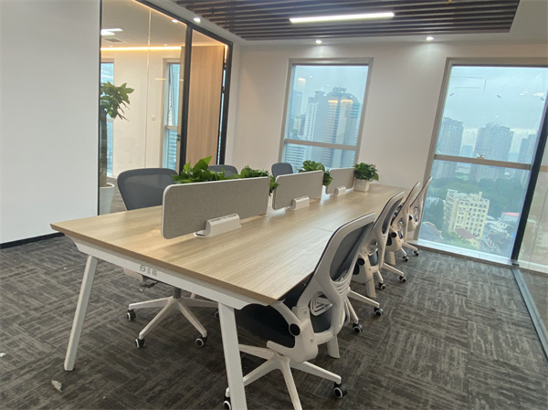 出租房家具批发市场_家具商场租金_