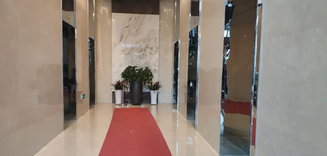 沪南路2218号中环中心__中环沪南路出口