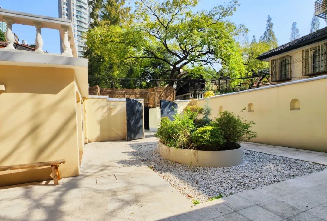 浦西华山路：斜跨三区，李鸿章产业云集，花园公寓群构成绝美风景线