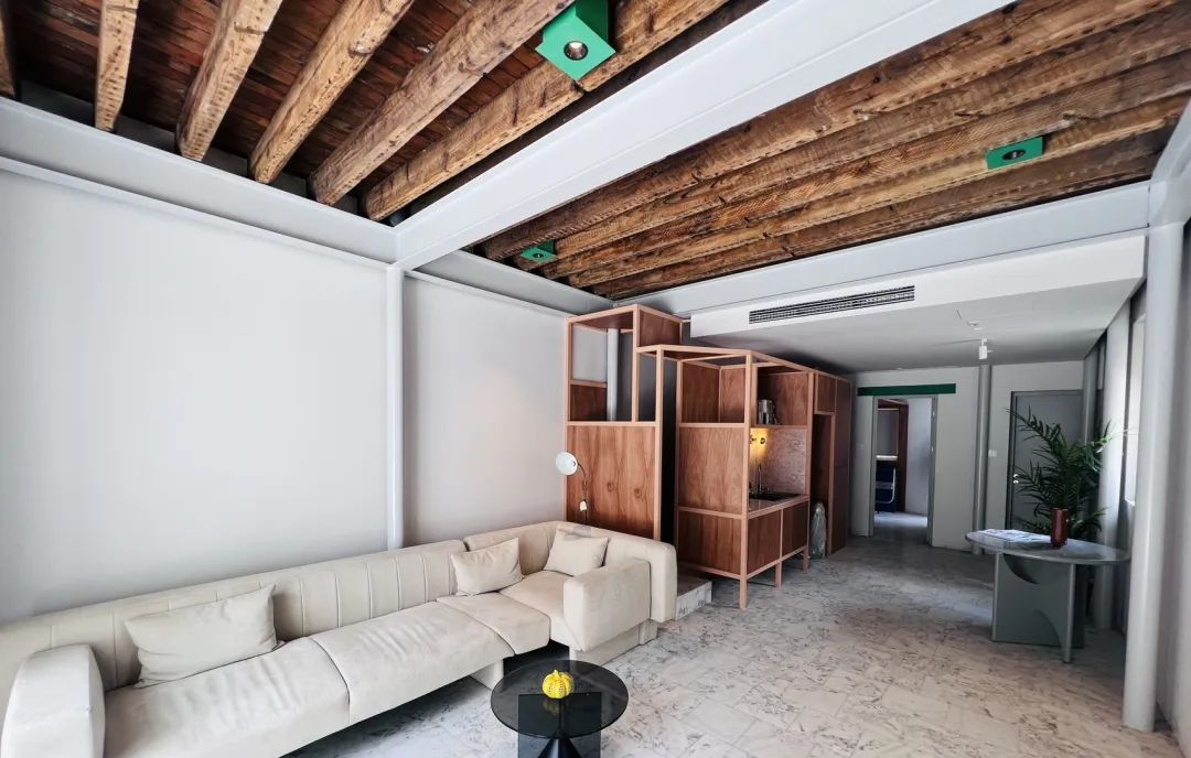 浦西徐汇区天平路：起于淮海中路止于肇嘉浜路，承载松社等历史记忆