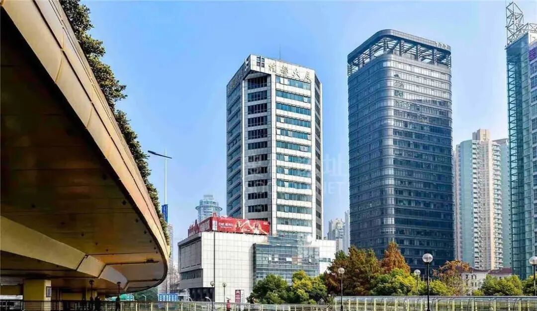 佳都大厦570.52平整层出租｜顶楼视野｜超高实用率｜出租价格2.8元/平米/天
