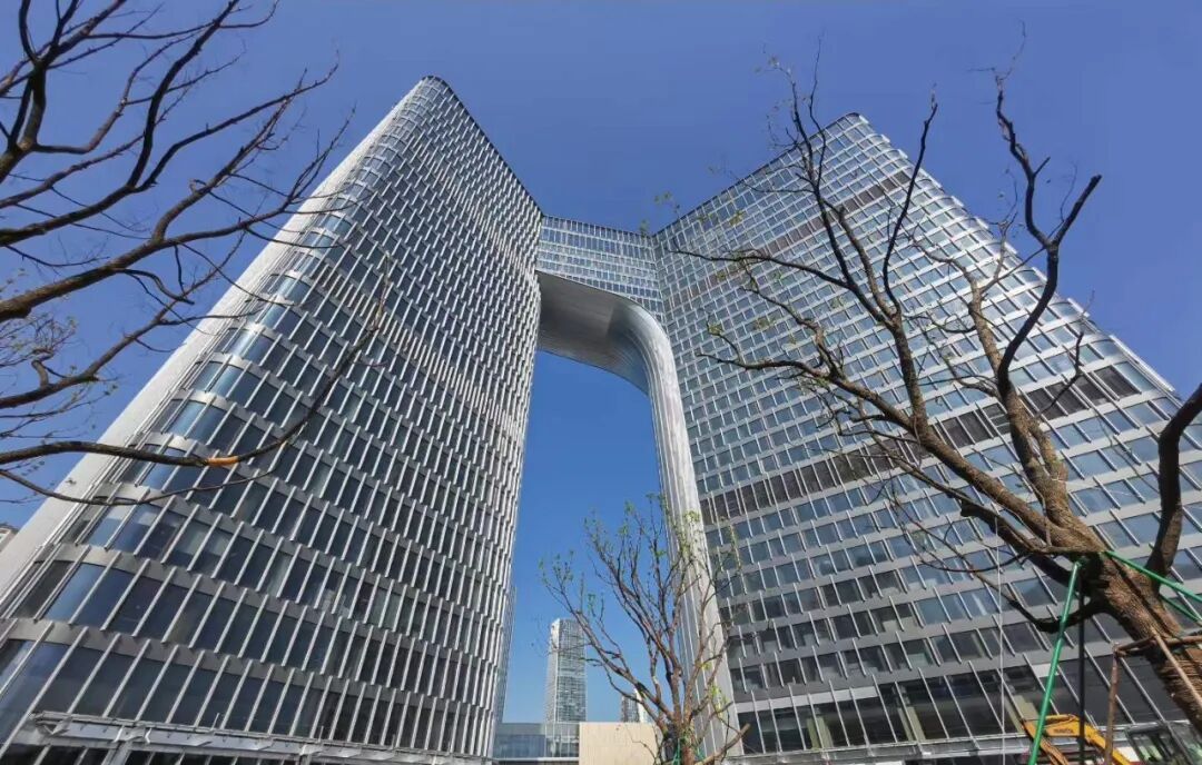 东航滨江之门：智慧型超高层建筑项目介绍与出租信息