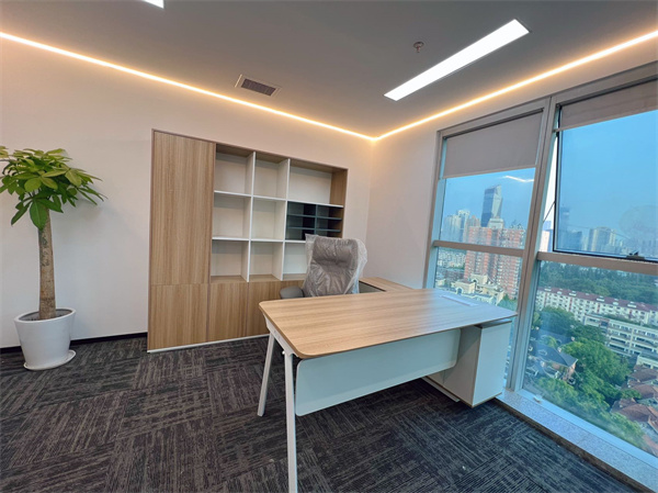 上海长宁来福士155㎡办公室出租 | LEED金奖认证 地铁无缝对接 月租3万起