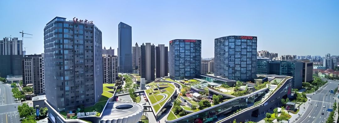 徐汇滨江绿地汇中心2026年7月办公出租解析：25套在租房源，日出租价格3.0-4.5元/㎡