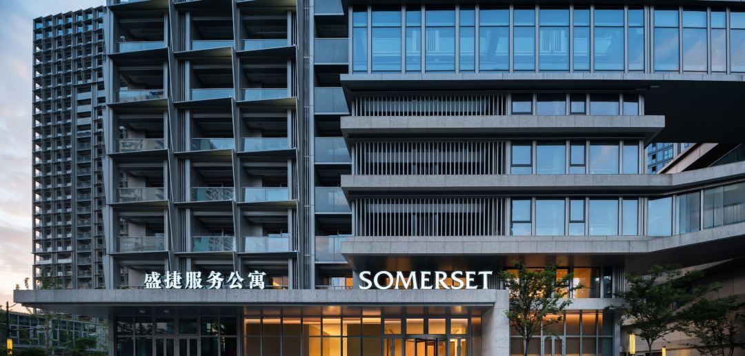 在黄浦江畔安一个移动的家——浦发盛捷壹滨江服务公寓深度解析